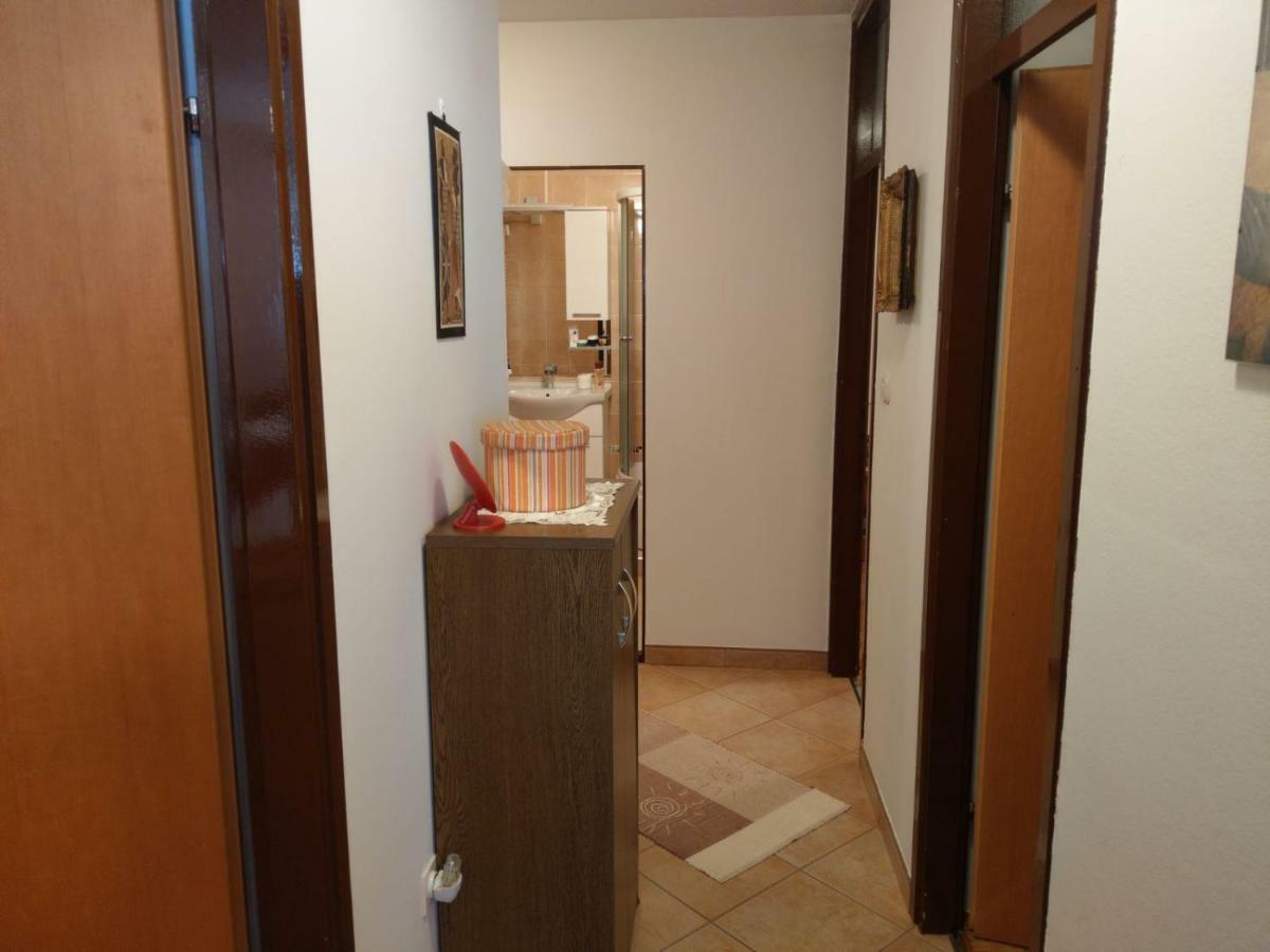 Apartment Koruna 1 Пула Екстериор снимка