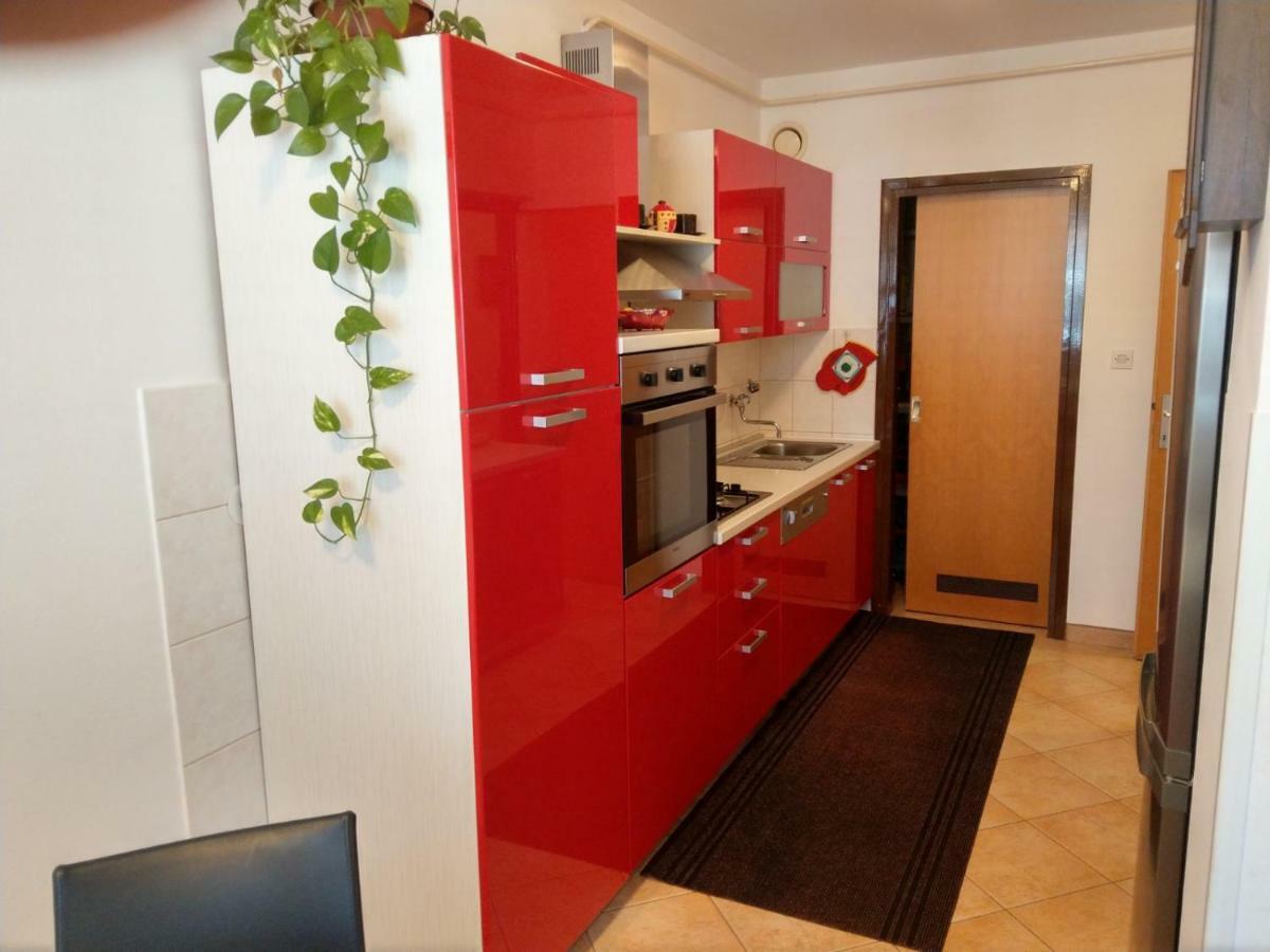 Apartment Koruna 1 Пула Екстериор снимка