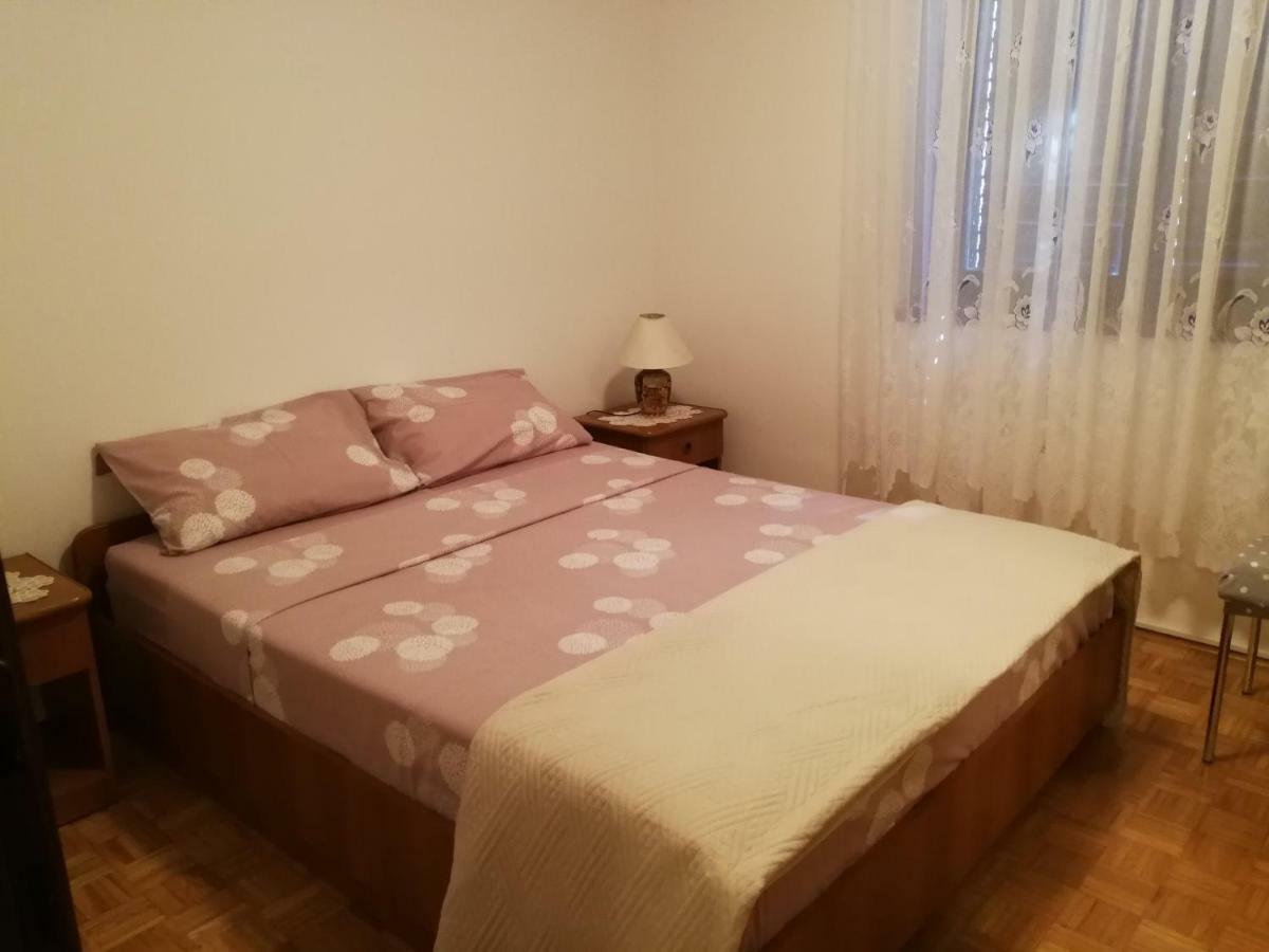 Apartment Koruna 1 Пула Екстериор снимка