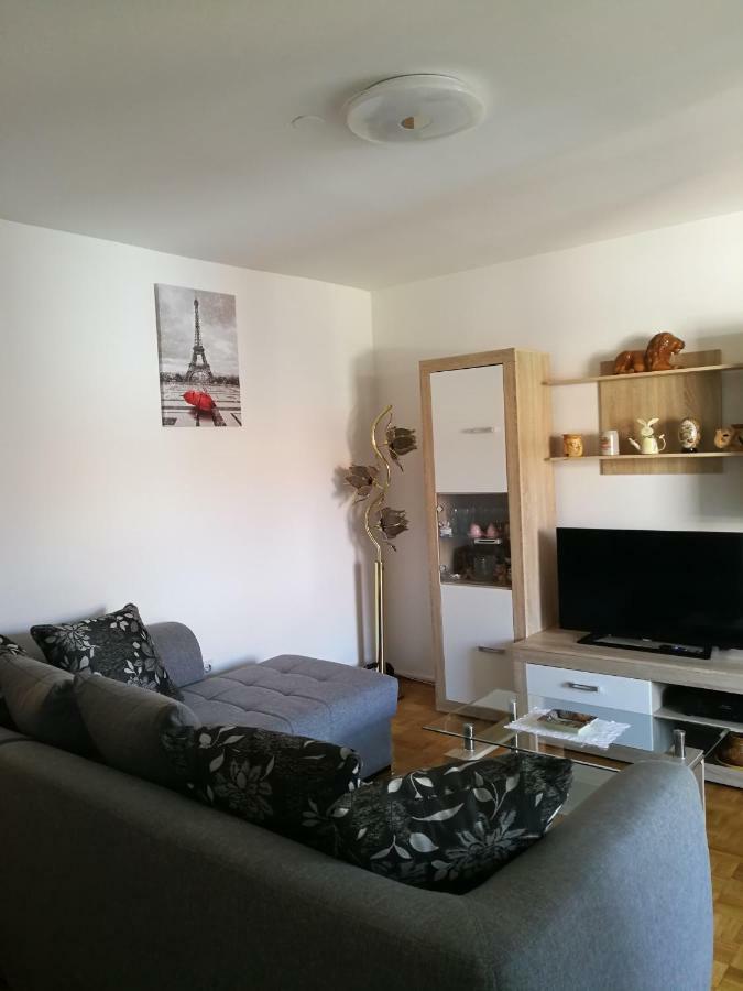 Apartment Koruna 1 Пула Екстериор снимка